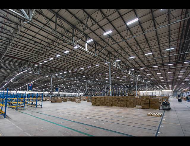 29,677M² WAREHOUSE TO LET IN PROSPECTON INDUSTRIAL